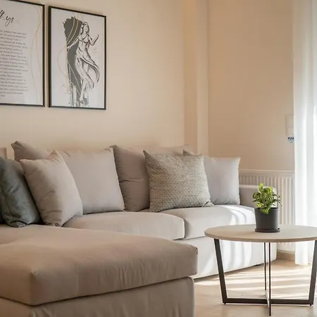 Io Apartment