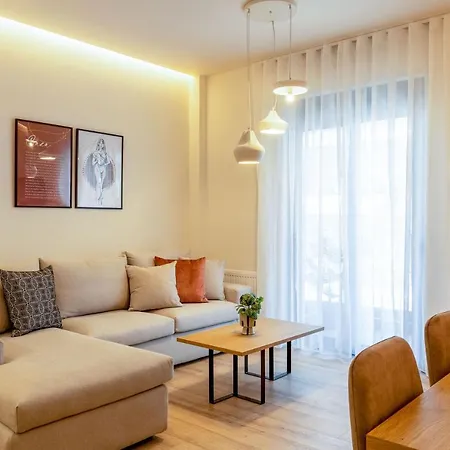 Io Apartment